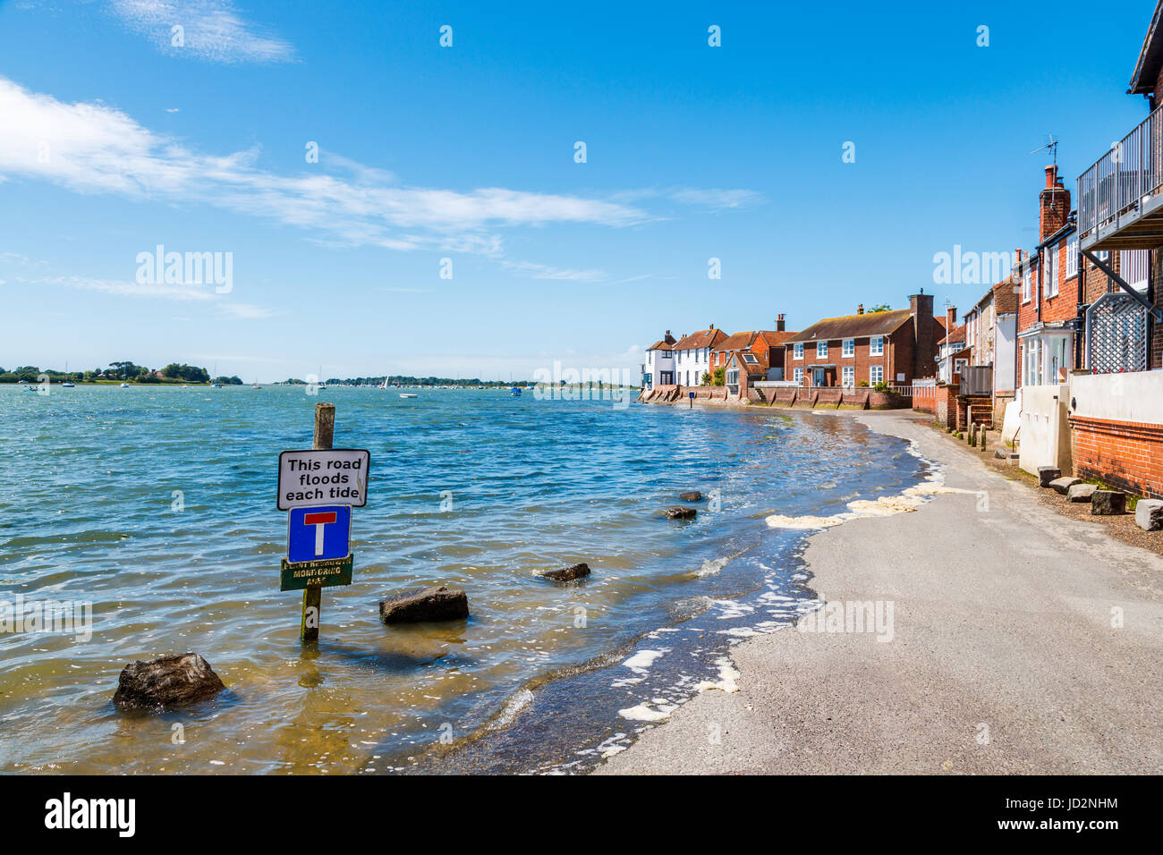 Shore road in bosham hi-res stock photography and images - Alamy