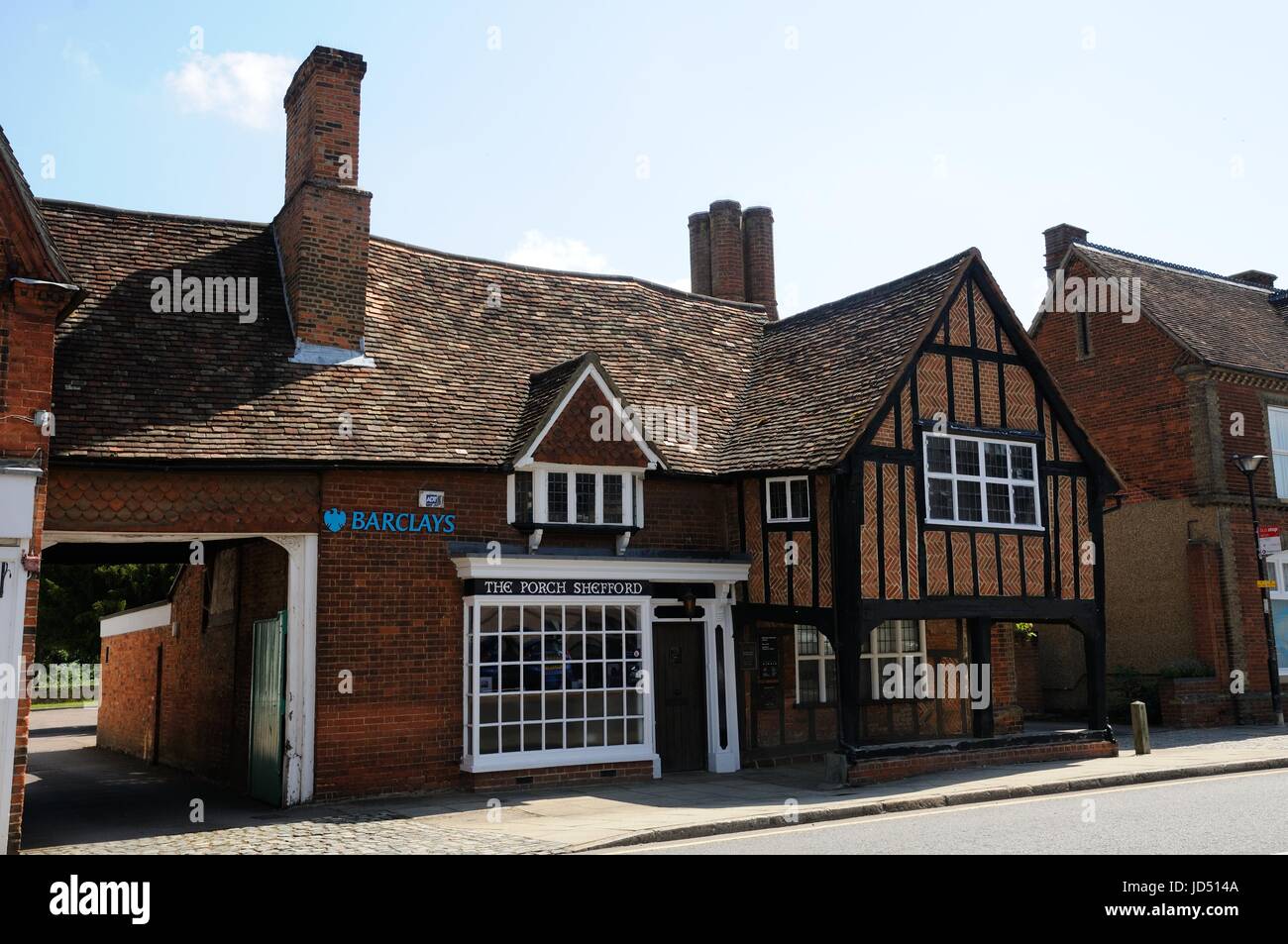 Barclays Bank/Porch House, Shefford, Bedfordshire Stock Photo Alamy