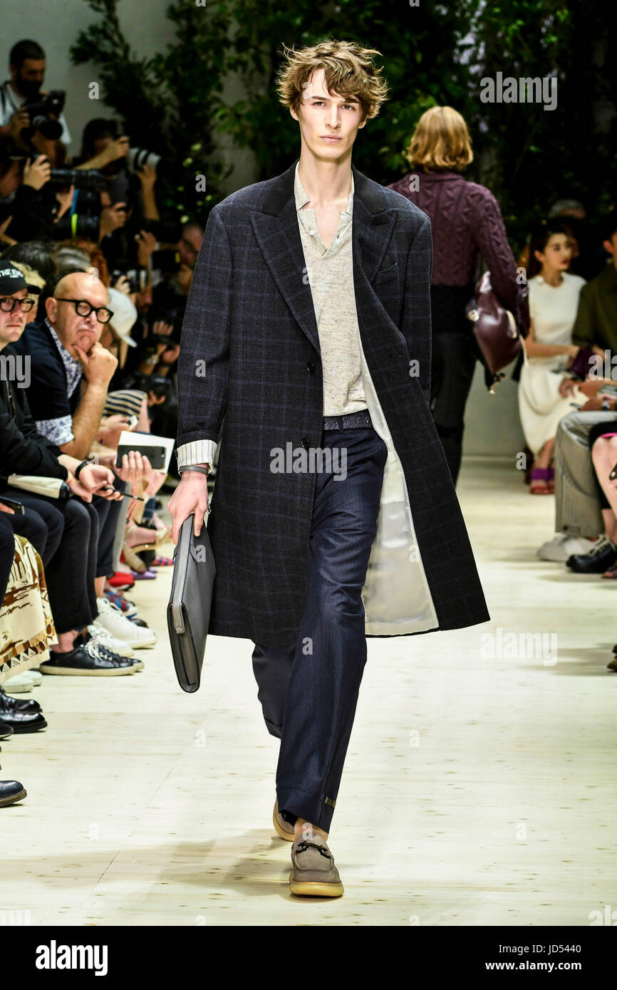Salvatore ferragamo cheap 2018