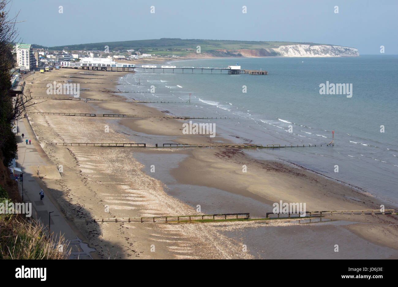 ISLE OF WIGHT; SANDOWN; BEACH AND CULVER CLIFF Stock Photo Alamy
