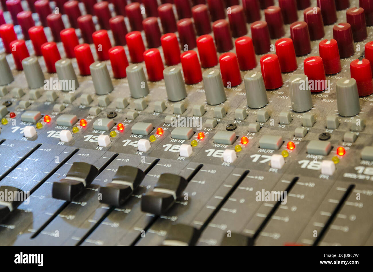 Mixing desk hires stock photography and images Alamy