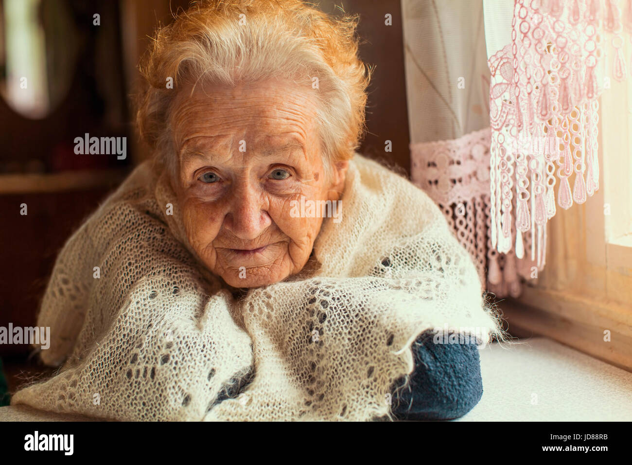 Older woman gray hair wearing hi-res stock photography and images - Alamy