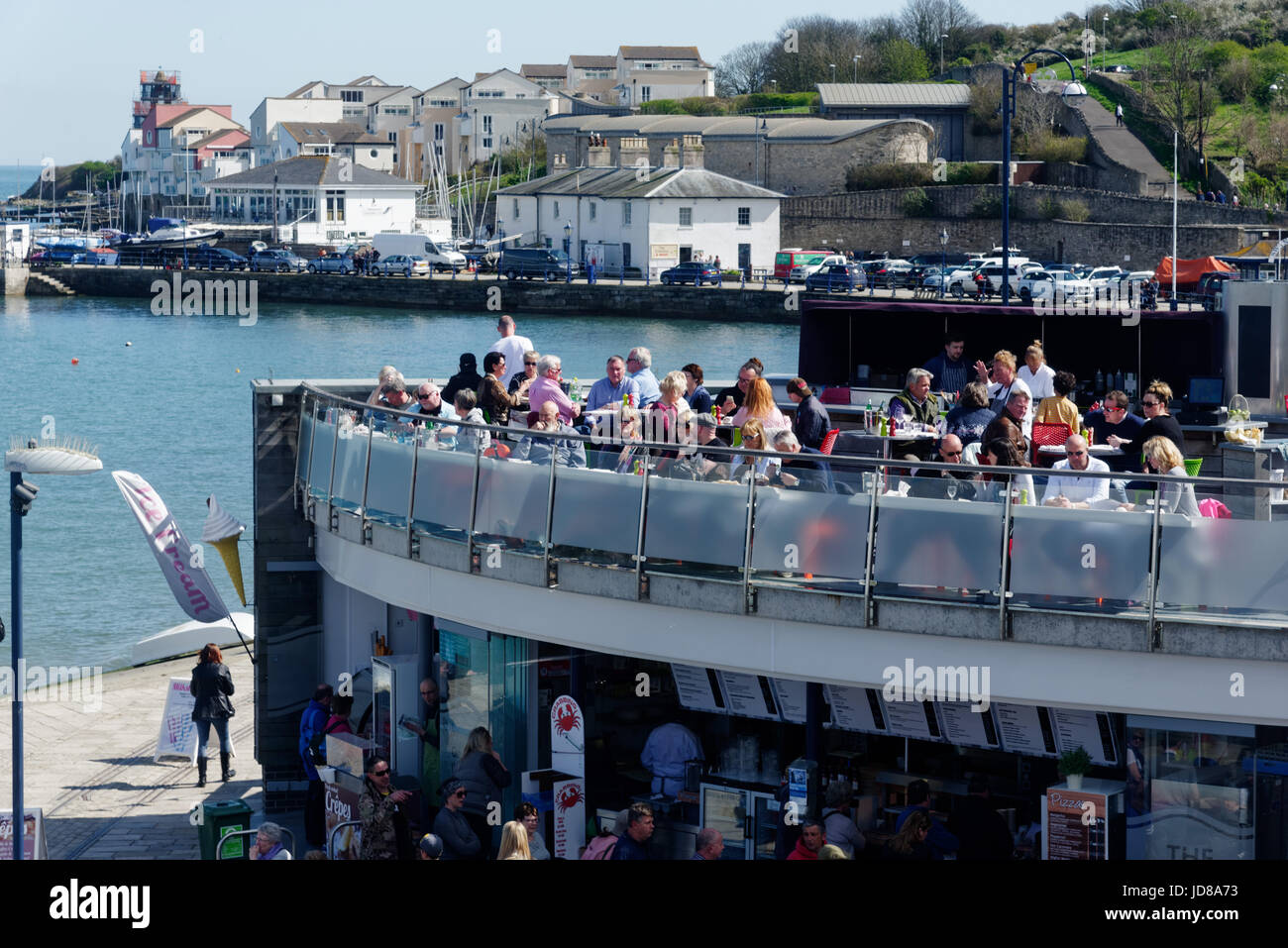 Crowds on Swanage sea front, Dorset, England Stock Photo