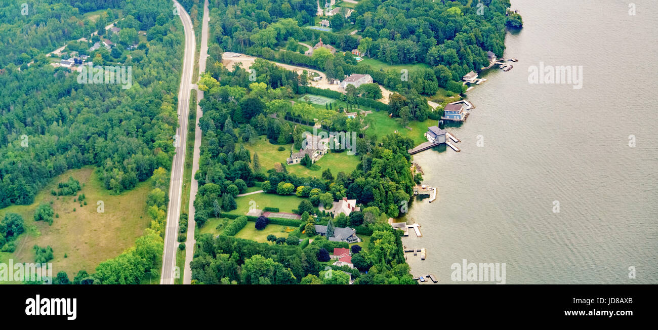 Aerial view of houses at day on waterfront, Toronto, Ontario, Canada