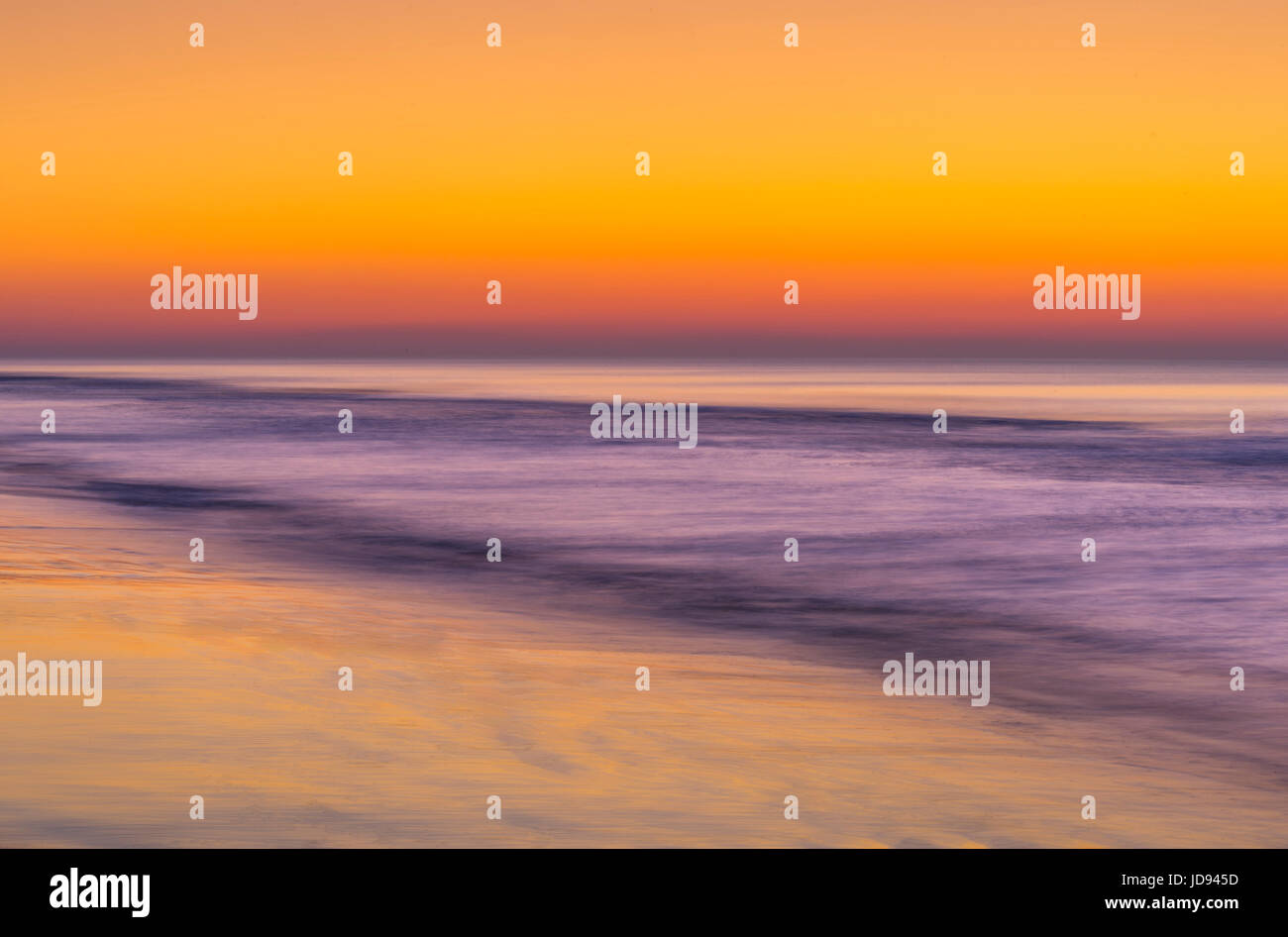 Blur sea waves colors hi-res stock photography and images - Alamy