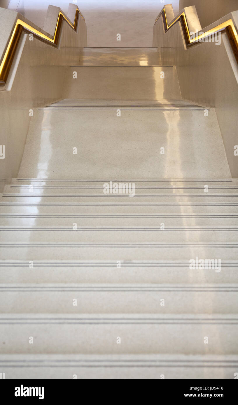 Shiny floor tiles hi-res stock photography and images - Alamy