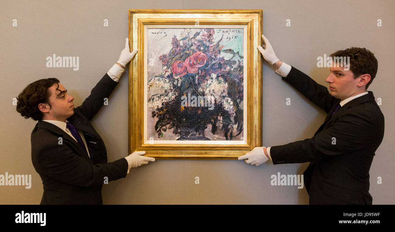 London, UK. 19 June 2017. Lovis Corinth, Rosen und Flieder. Estimated at GBP 250,000-350,000. Bonhams presents a preview of the Bonhams Impressionist and Modern Art Sale which will take place on 22 June 2017. Stock Photo
