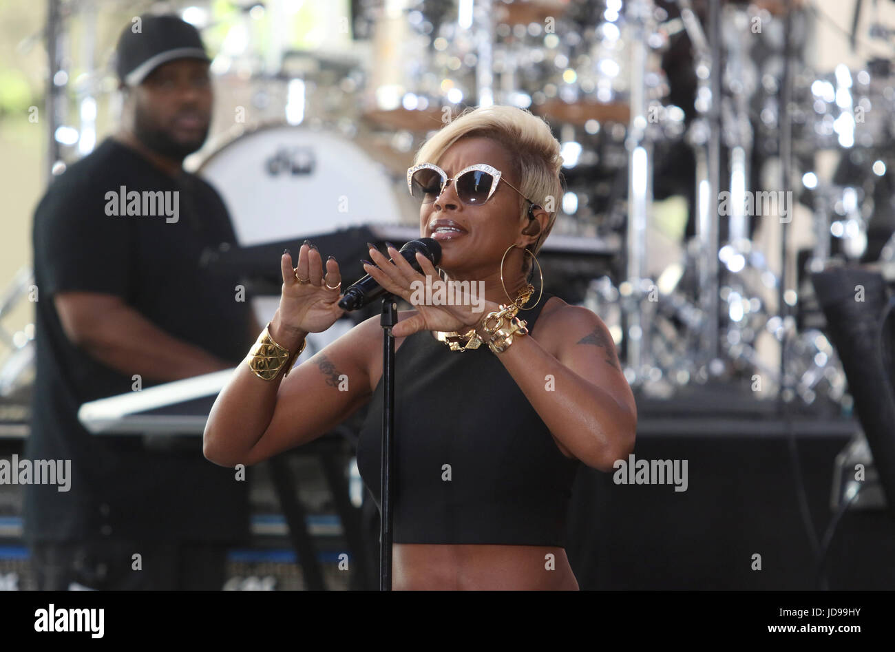Veteran singer Mary J. Blige performs some of her greatest hits and new