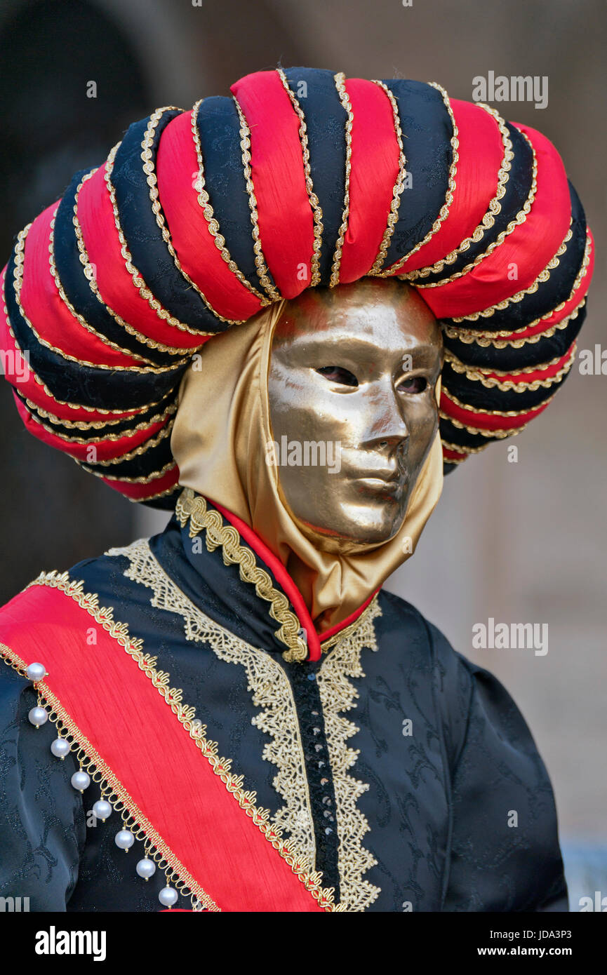 Venice carnival italy hi-res stock photography and images - Alamy