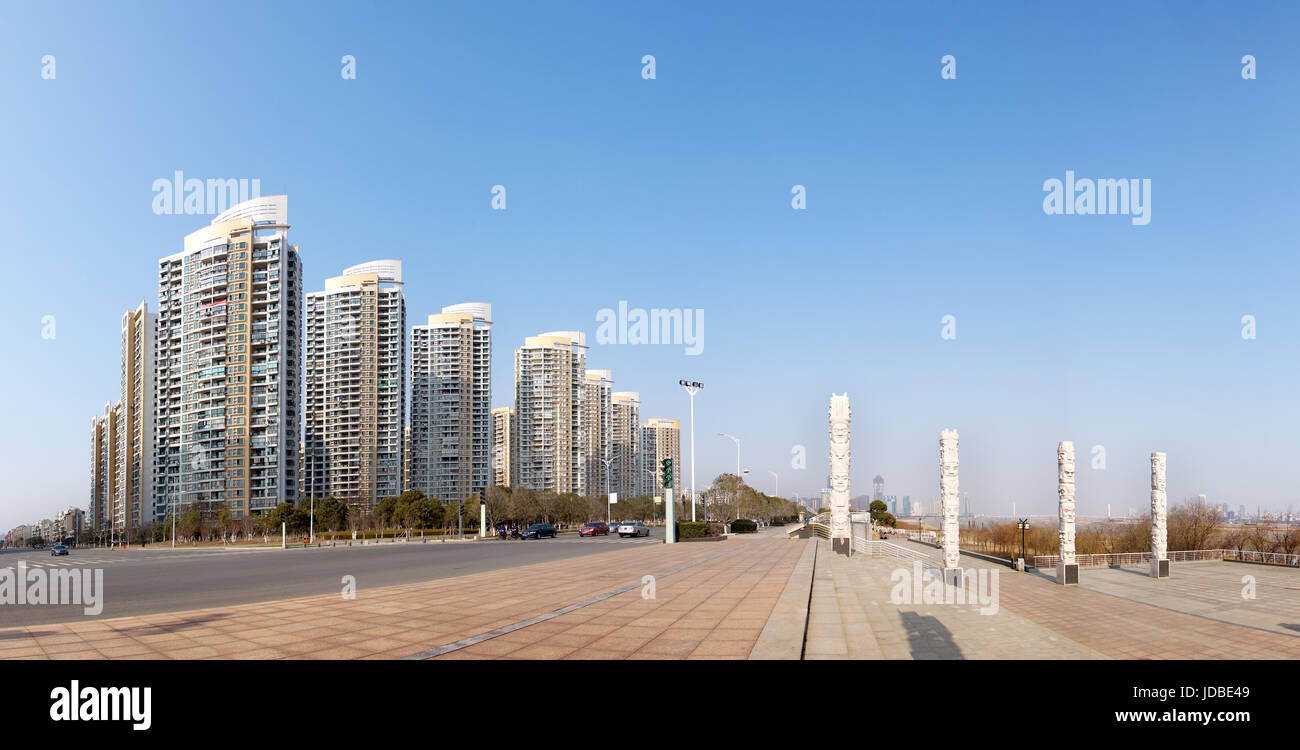 Urban landscape tall buildings hi-res stock photography and images - Alamy