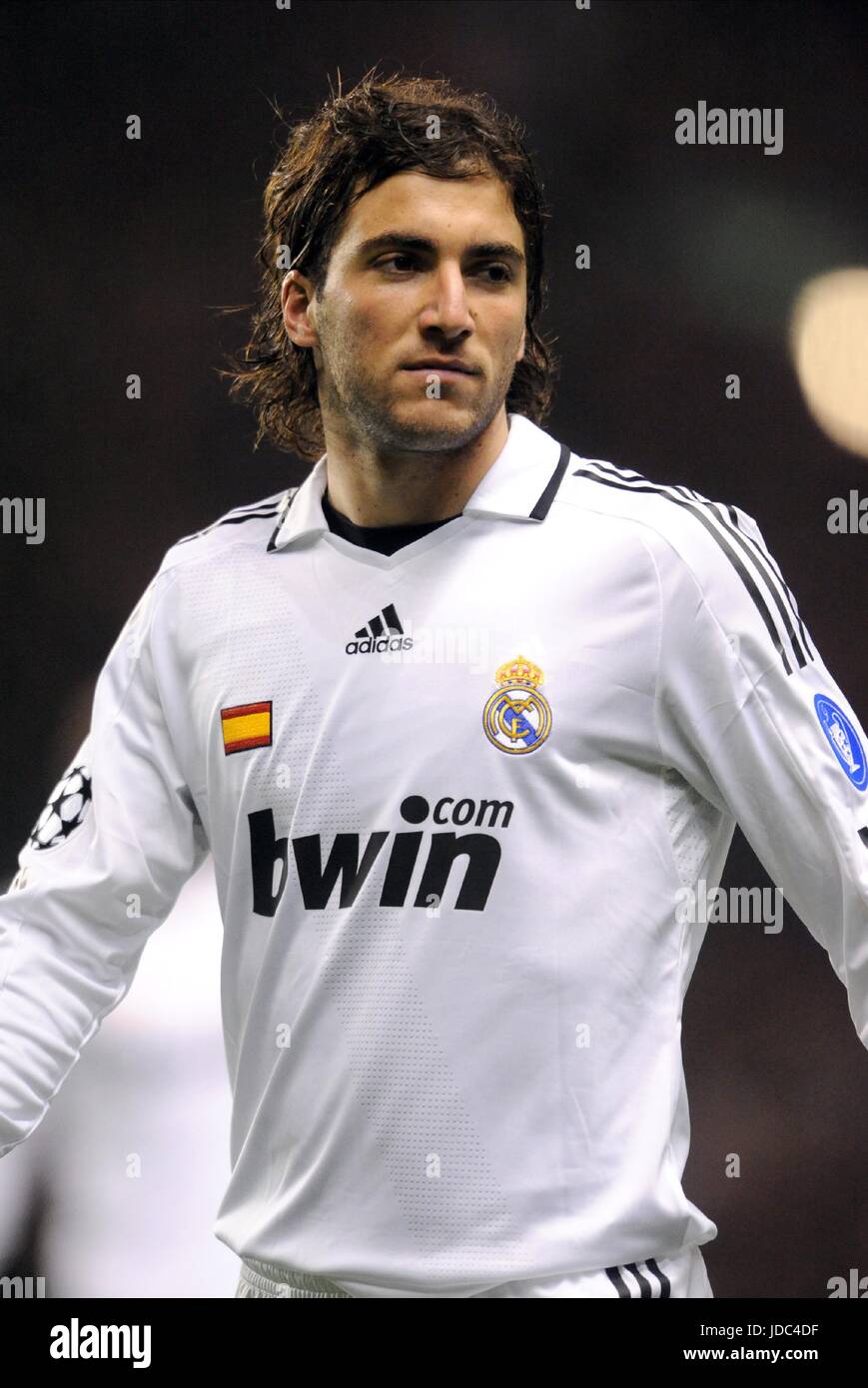 GONZALO HIGUAIN REAL MADRID ANFIELD LIVERPOOL ENGLAND 10 March 2009 Stock Photo