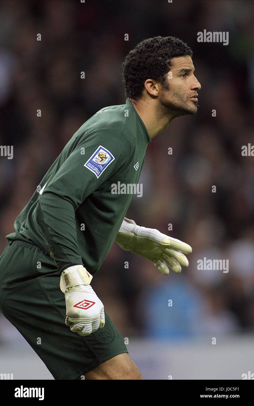 DAVID JAMES ENGLAND & PORTSMOUTH FC WEMBLEY STADIUM LONDON ENGLAND 01 ...