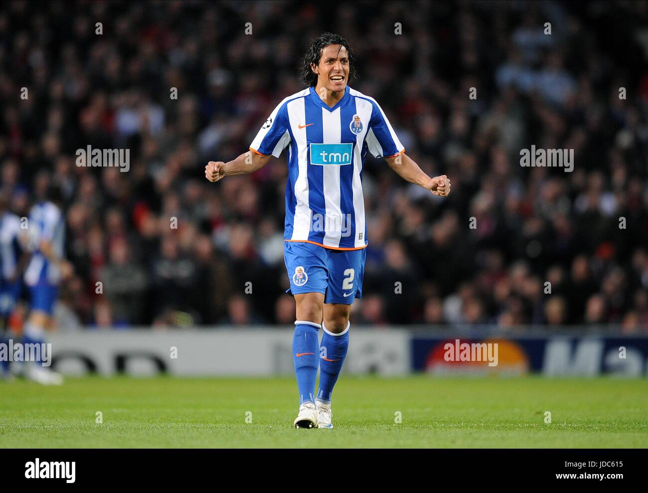 BRUNO ALVES FC PORTO OLD TRAFFORD MANCHESTER ENGLAND 07 April 2009 Stock Photo