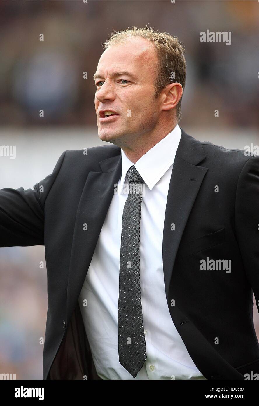 ALAN SHEARER NEWCASTLE UNITED FC MANAGER BRITANNIA STADIUM STOKE