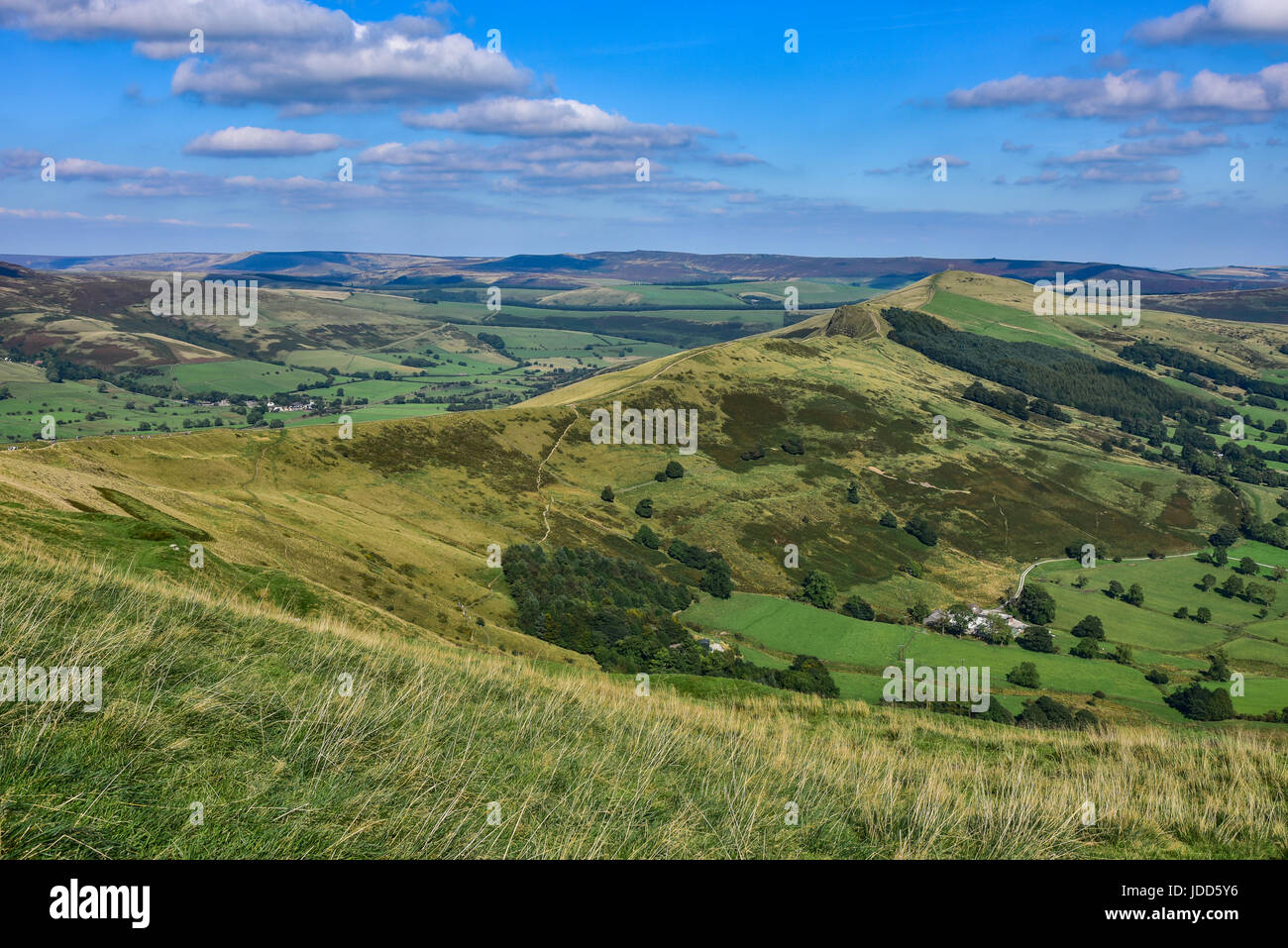 Rolling english countryside at Peak District National Park Stock Photo ...