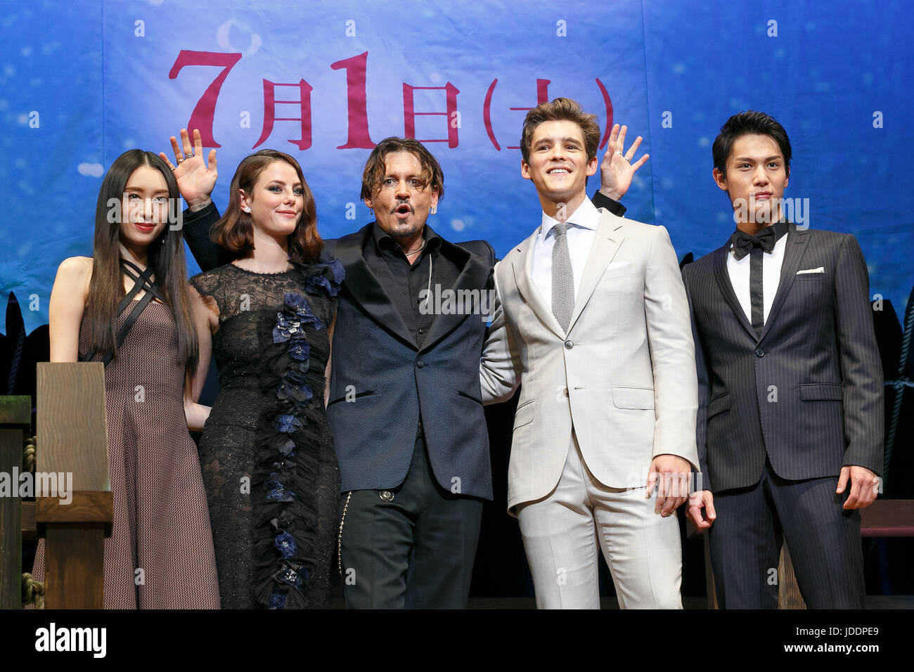 Tokyo, Japan. 20th June, 2017. (L to R) Japanese actress Chiaki Kuriyama, actress Kaya Scodelario, actor Johnny Depp, actor Brenton Thwaites and Japanese actor Taishi Nakagawa, pose for cameras during the premiere for the film Pirates of the Caribbean: Dead Men Tell No Tales on June 20, 2017, Tokyo, Japan. Depp appeared alongside actors Brenton Thwaites and Kaya Scodelario at the premiere for Pirates of the Caribbean: Dead Men Tell No Tales. The fifth installment to the hit series opens on July 1 in Japan. Credit: Aflo Co. Ltd./Alamy Live News Stock Photo