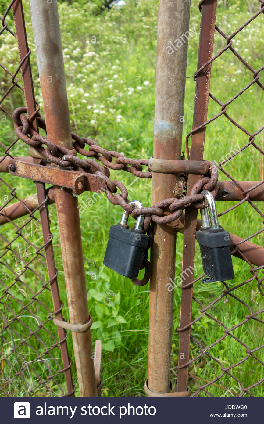 Padlocked Gate High Resolution Stock Photography and Images Alamy