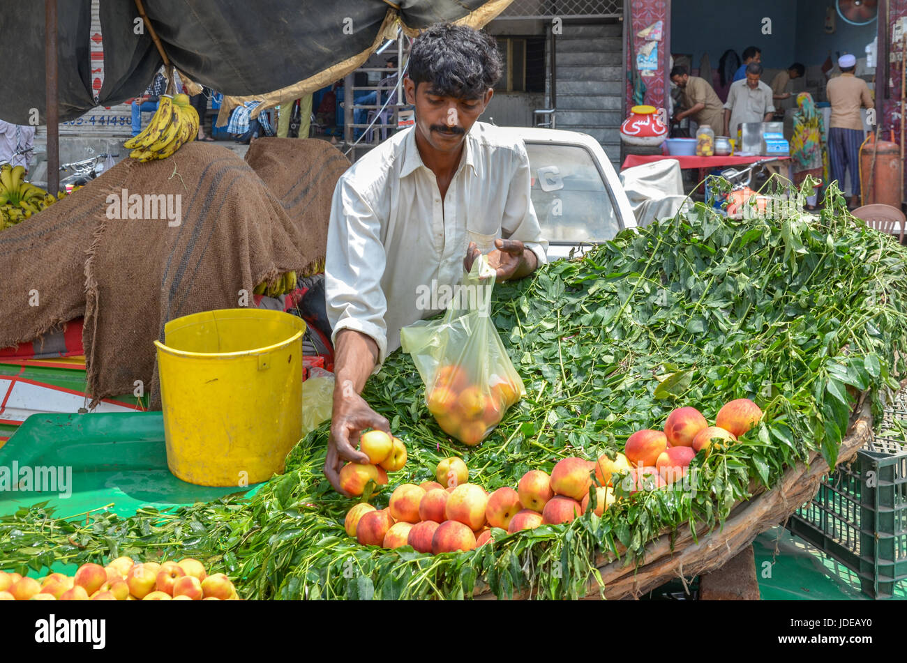 Pakistani food store hires stock photography and images Alamy