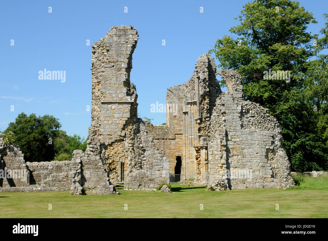 The ruins of Bayham Abbey on the Kent and ast Sussex border in the South of England. The Abbey was one of many that was dissolved by King Henry V111. Stock Photo