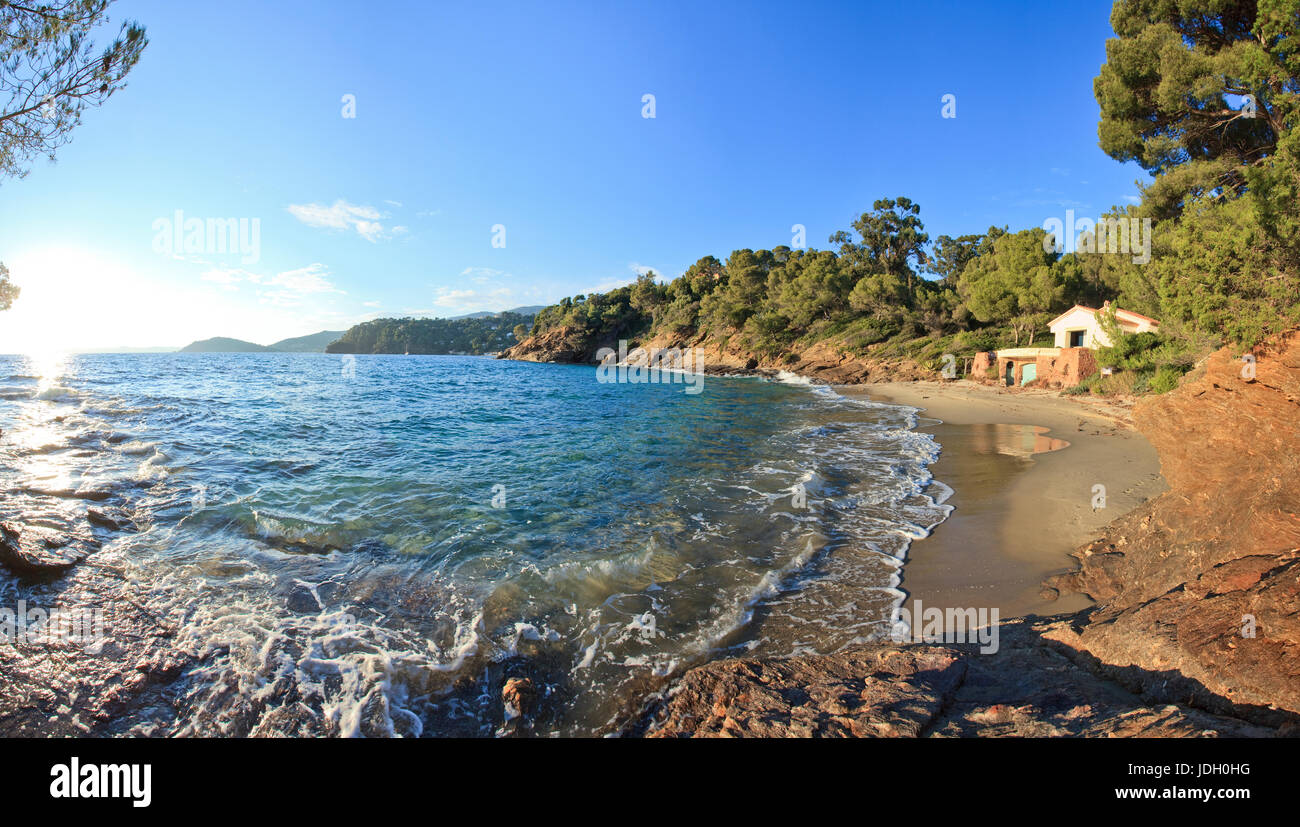 France, Var (83), Le RayolCanadelsurMer, Domaine du Rayol, la baie du Figuier, point de France, Var (83), Le RayolCanadelsurMer, Domaine du Rayol, la baie du Figuier, point de
