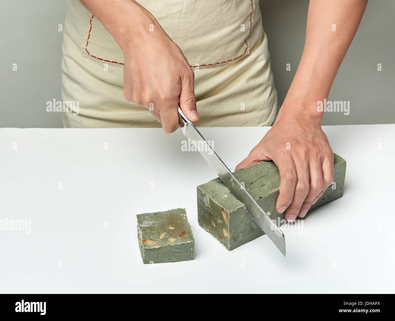 Cutting washing soap hires stock photography and images Alamy