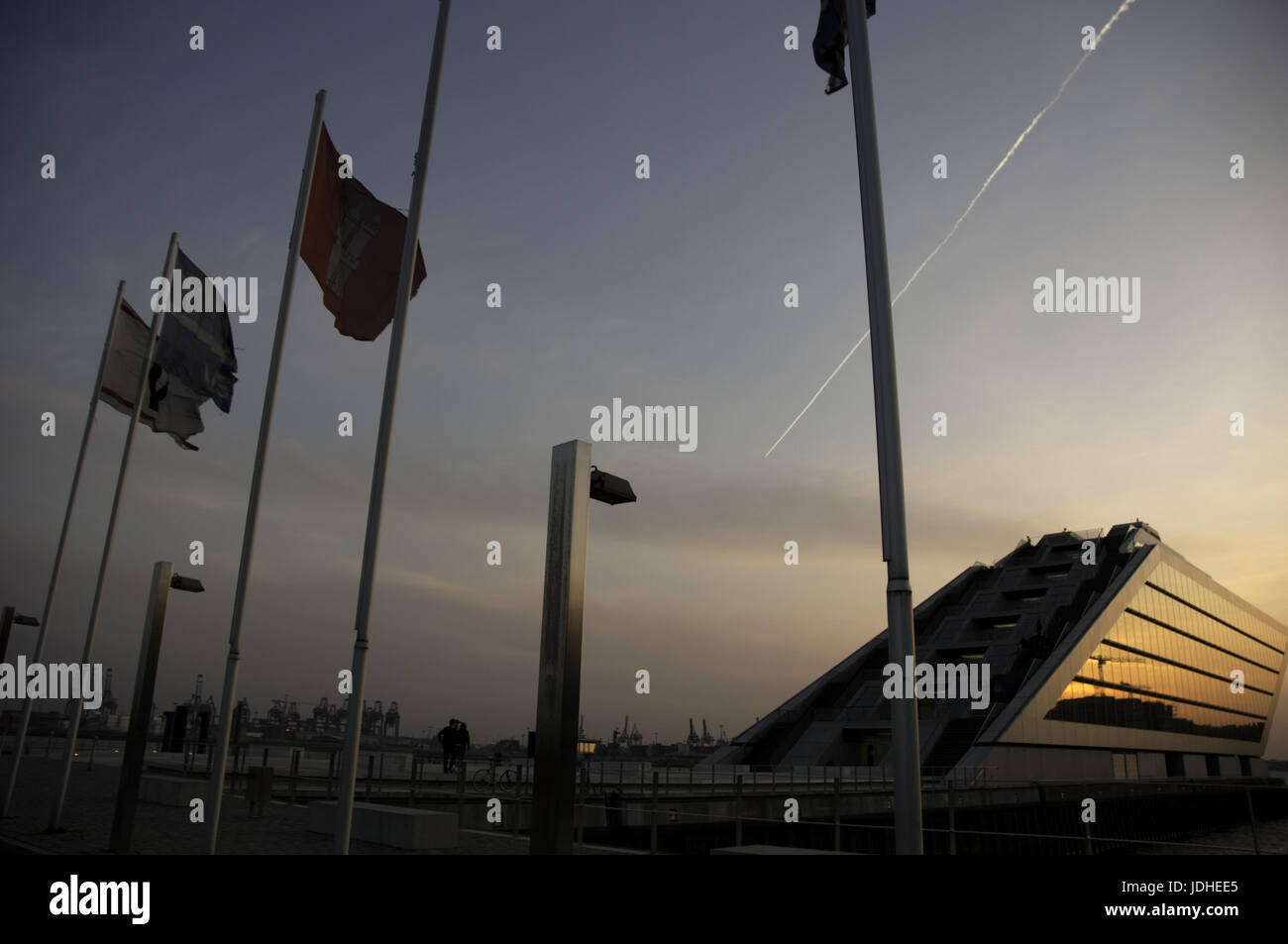 Dockland im Sonnenuntergang Stock Photo