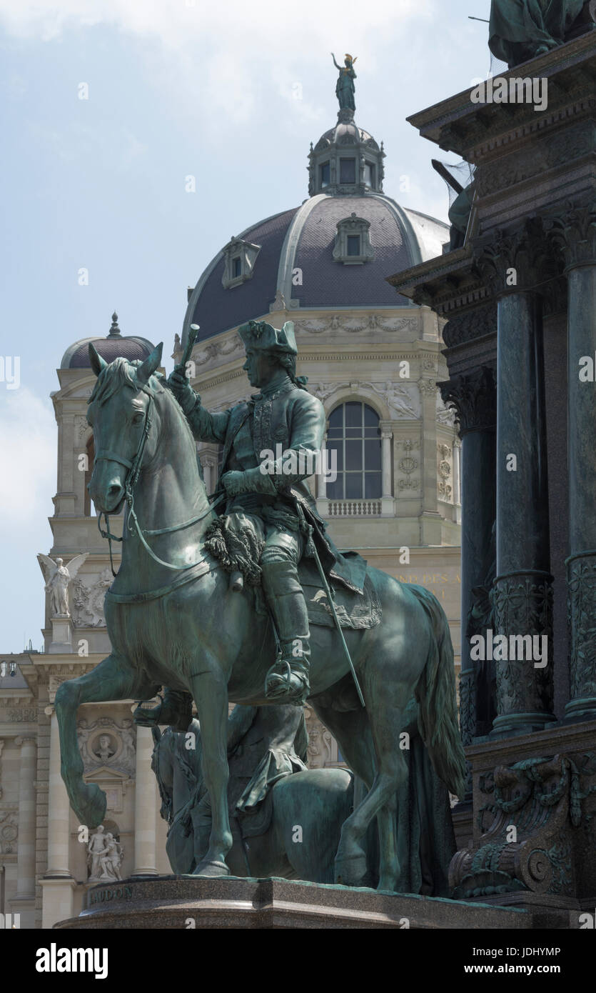 Austria. Vienna. Detail of  statue of Maria Theresia on Maria Theriesienplatz and Museum of Art History Stock Photo