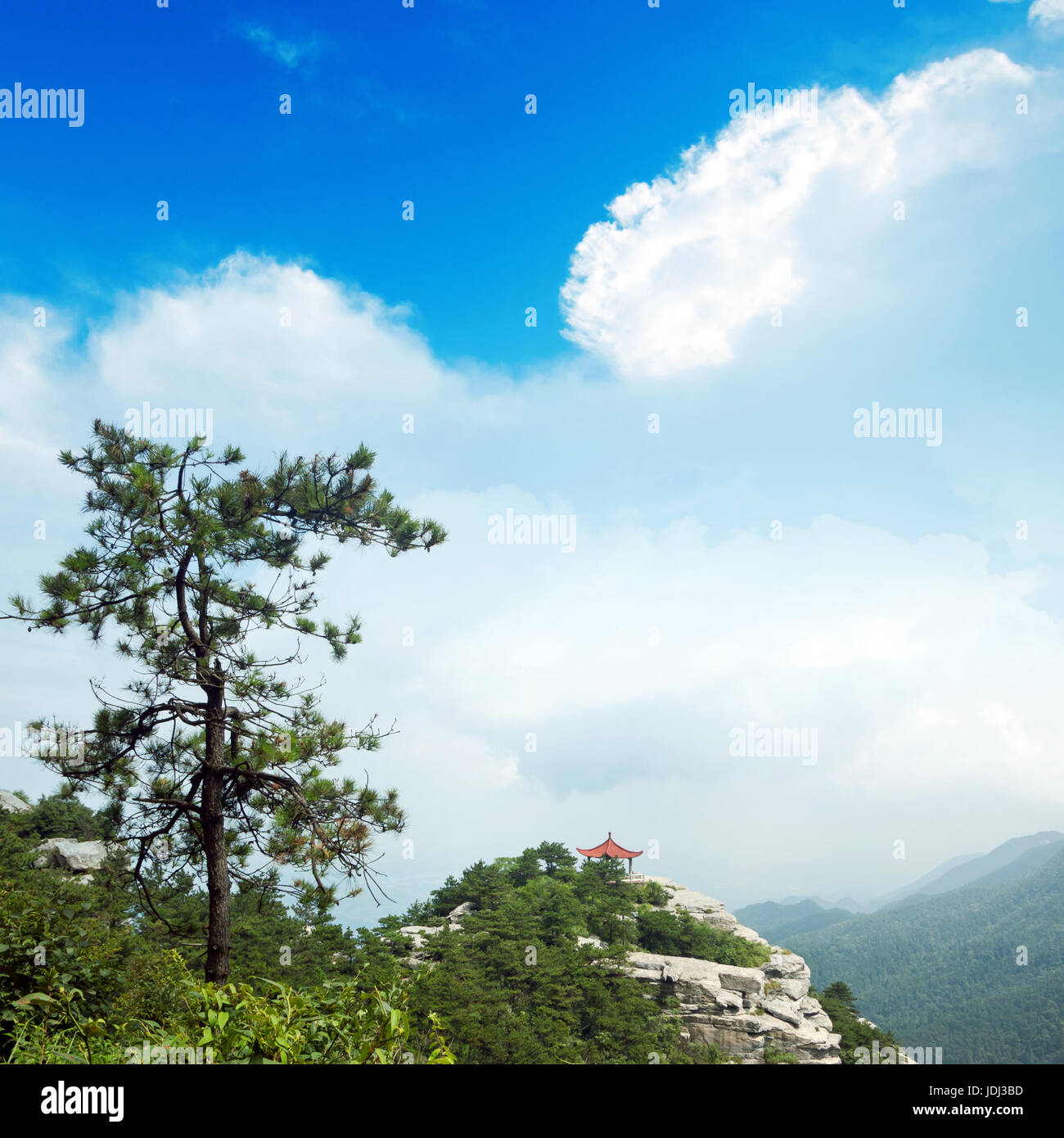 World Cultural Heritage: Lushan National Park Stock Photo - Alamy