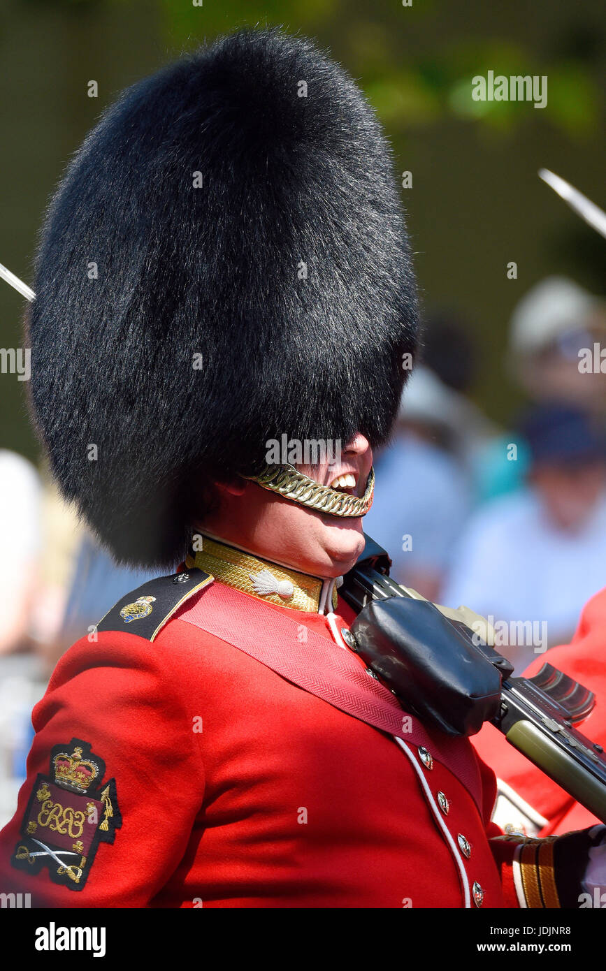 Giving orders hires stock photography and images Alamy