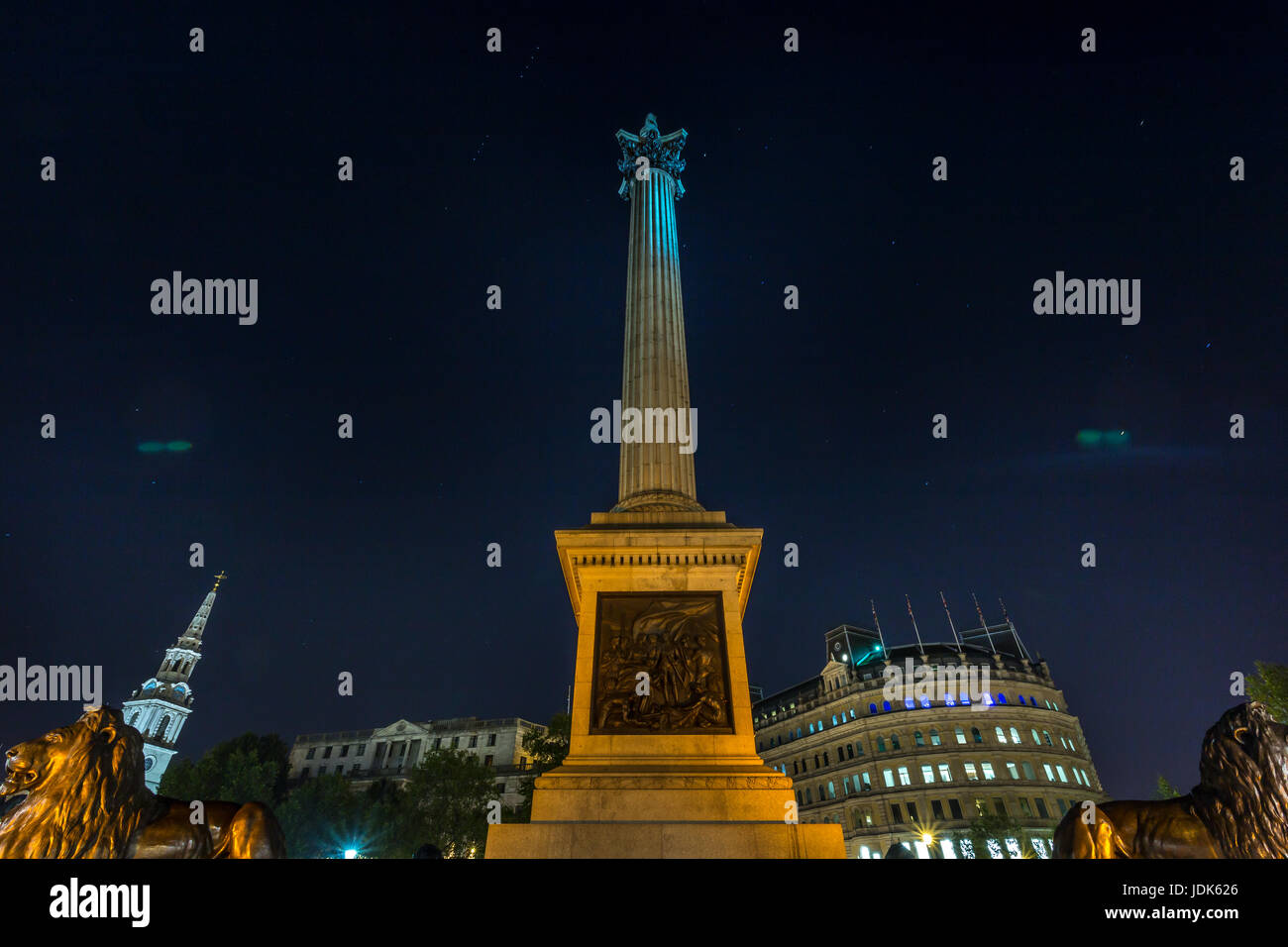 Trafalgar Square At Night Stock Photo - Alamy