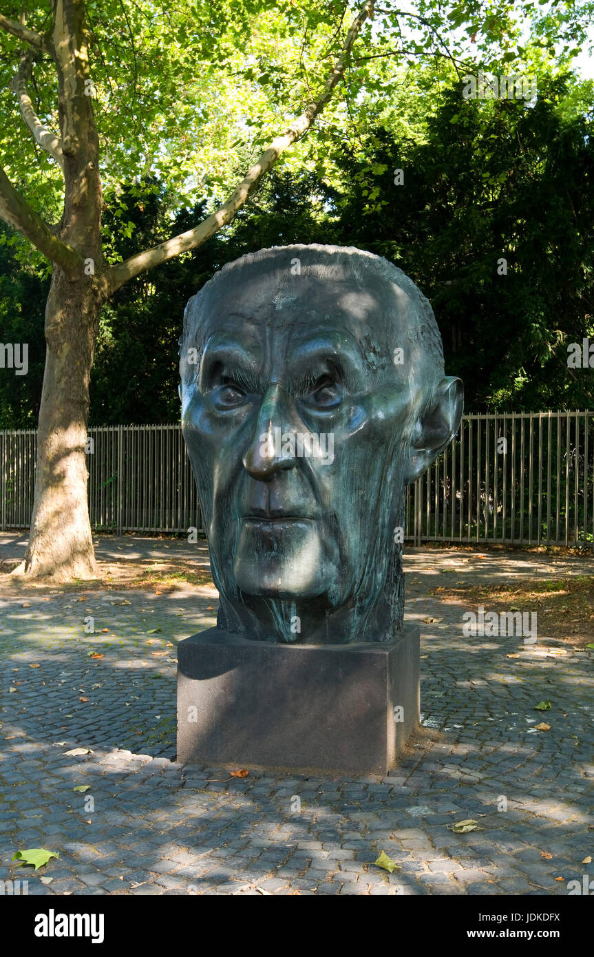 Europe, Germany, North Rhine-Westphalia, Bonn, bust Konrad Adenauer, Federal Chancellor in 1949-1963, sculptor: Hubertus von Pilgrim, Munich, , Europa Stock Photo