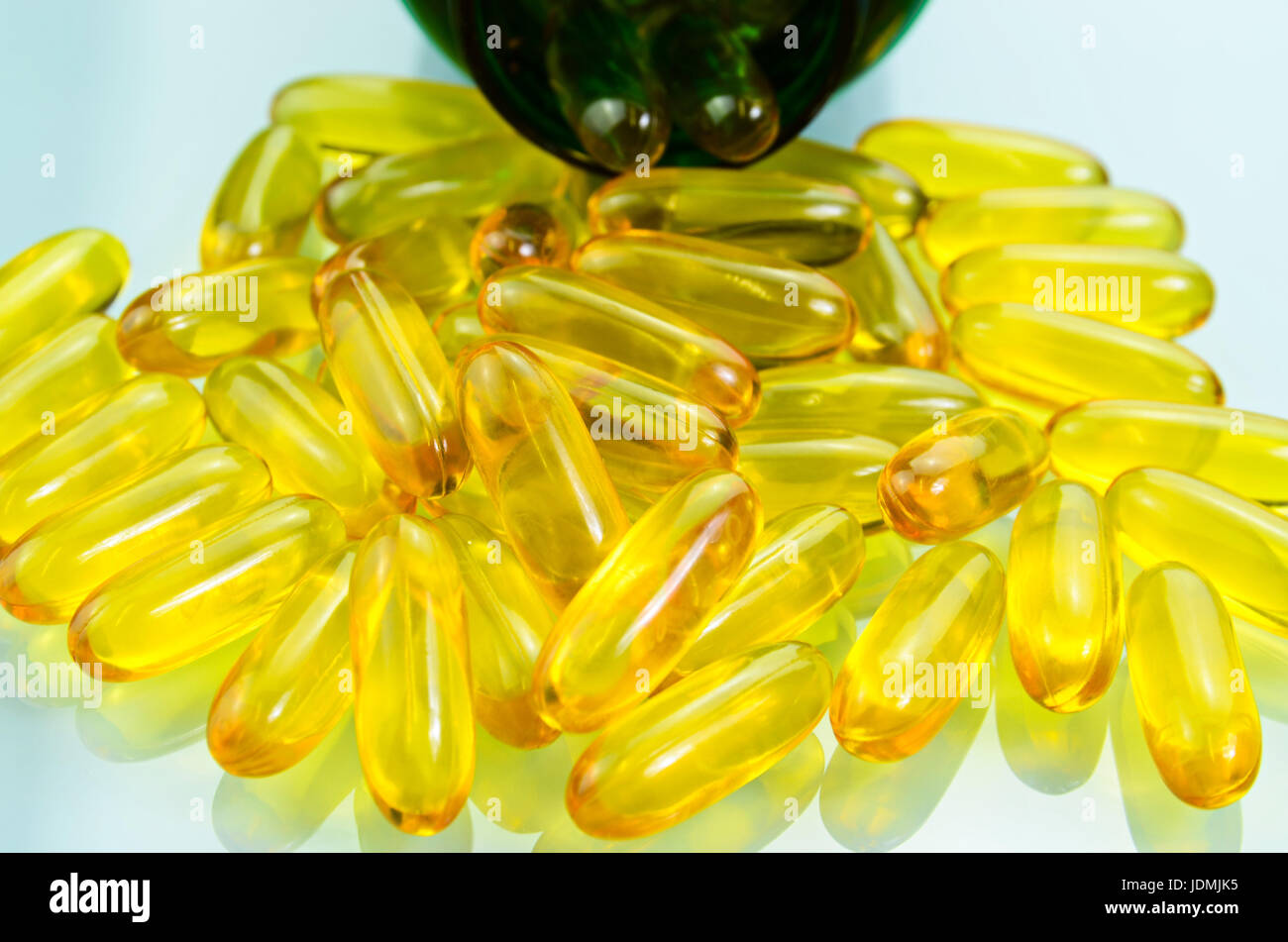 Linseed, flaxseed oil in rapid release softgel capsules Stock Photo - Alamy