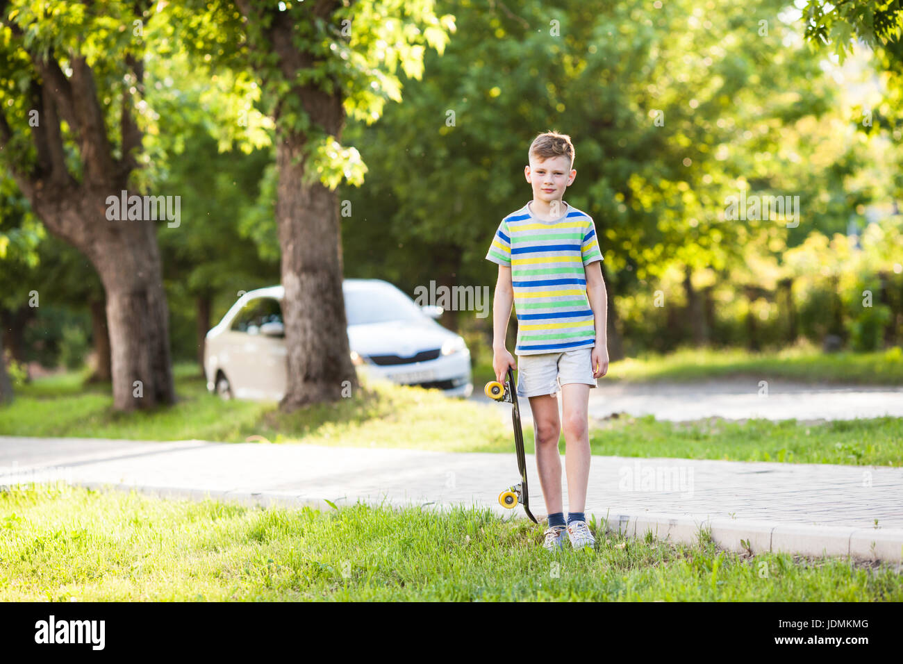 Crouched position hi-res stock photography and images - Alamy