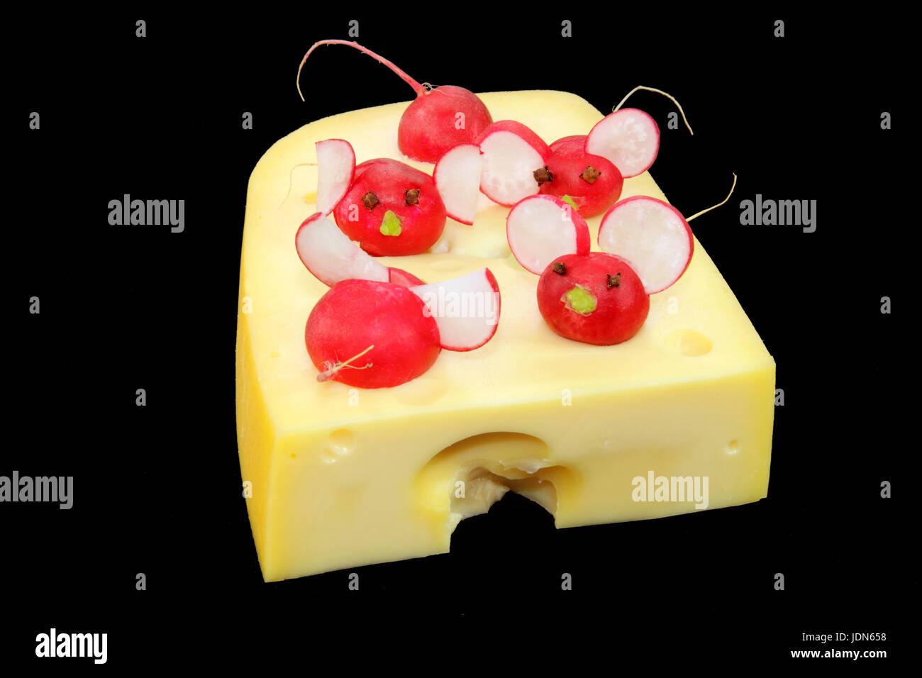 https://c8.alamy.com/comp/JDN658/fresh-garnished-radish-with-piece-of-cheese-JDN658.jpg