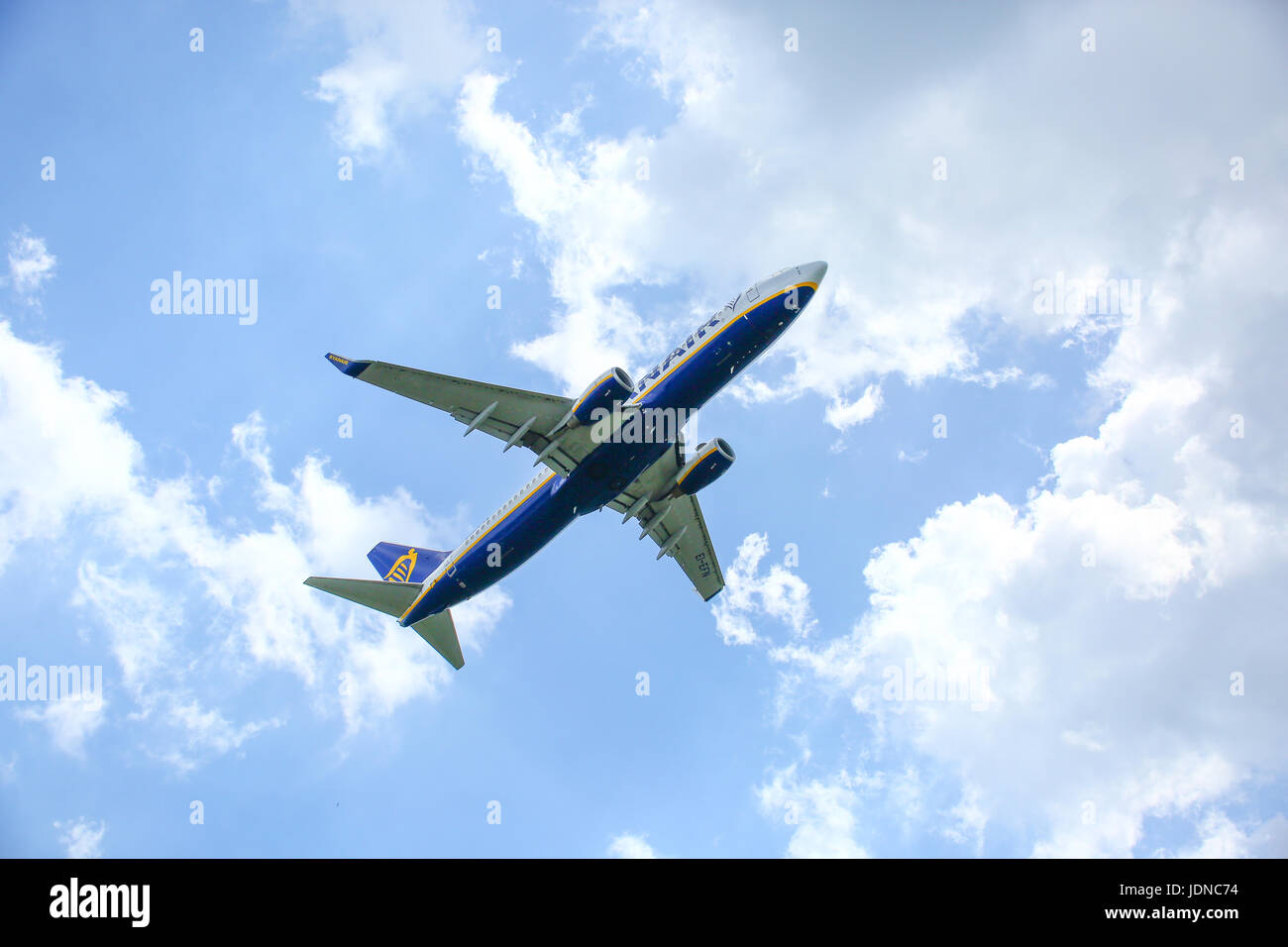 Ryanair aircraft takeoff Stock Photo