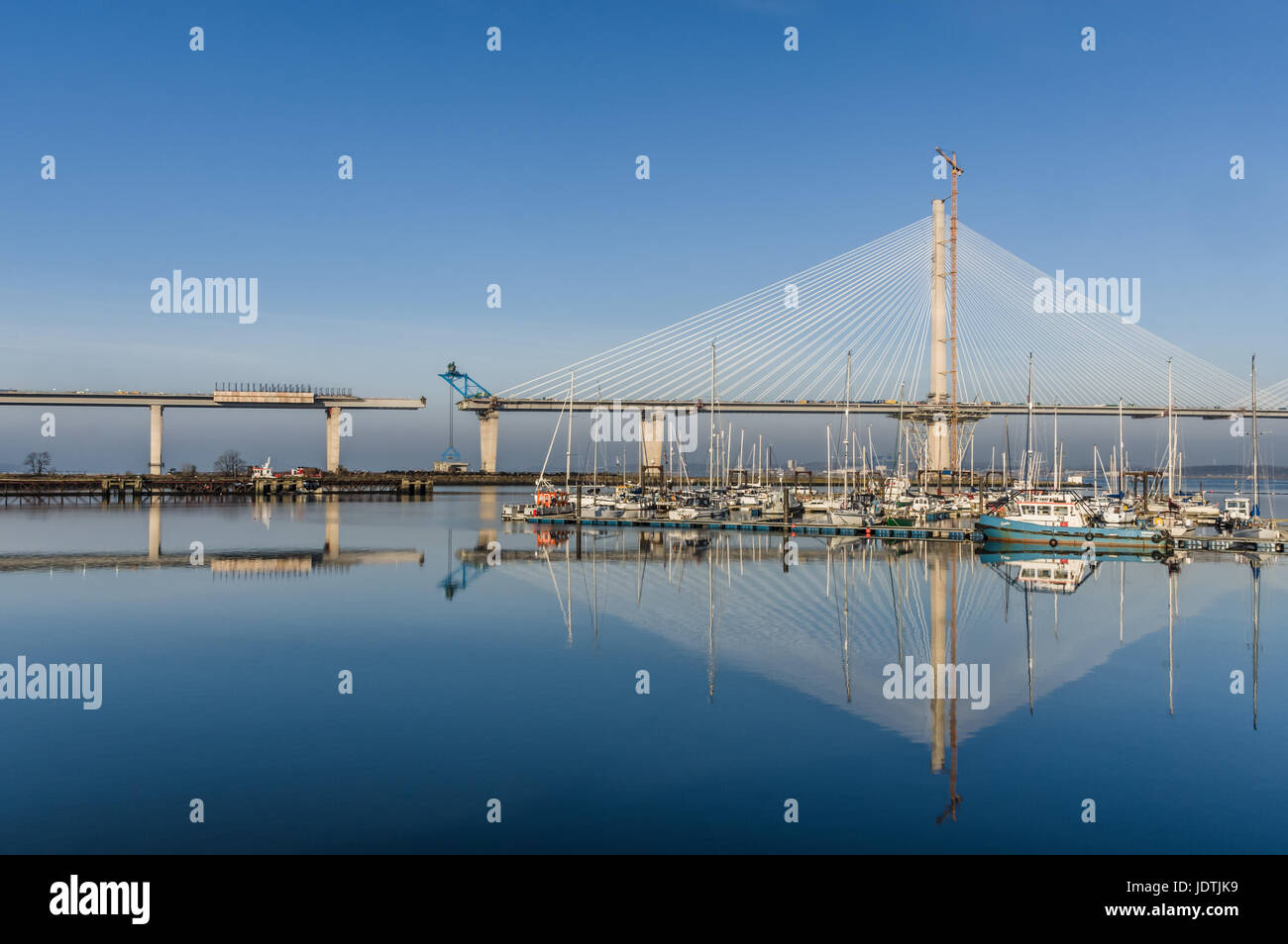 Just one gap left to join up in the Queensferry Crossing Stock Photo
