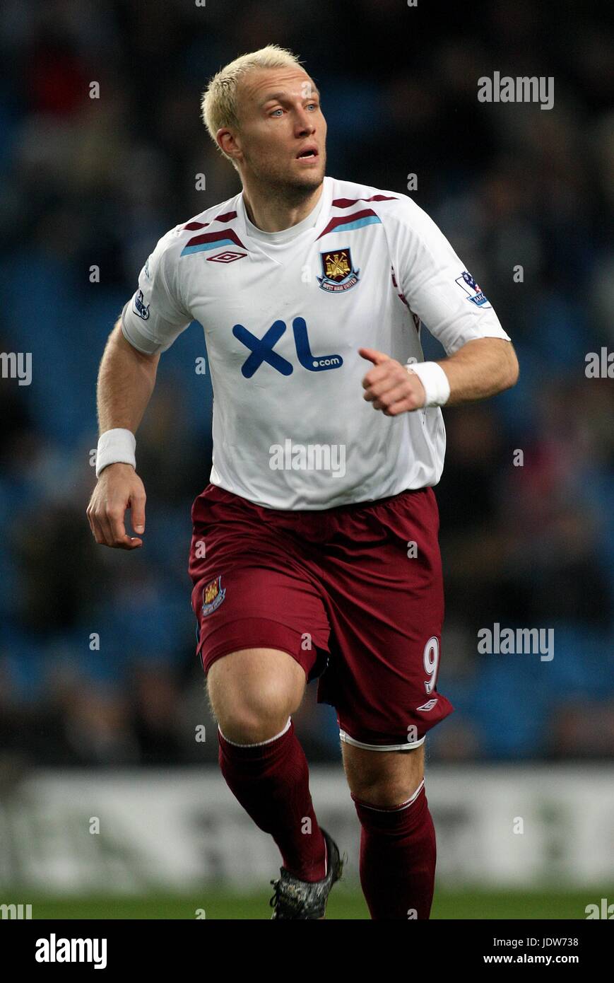 DEAN ASHTON WEST HAM UNITED FC CITY OF MANCHESTER STADIUM MANCHESTER ...