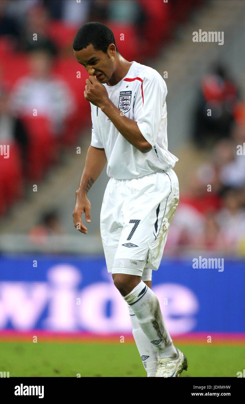 Walcot England THEO WALCOTT ENGLAND & ARSENAL FC WEMBLEY STADIUM LONDON ENGLAND 11 ...
