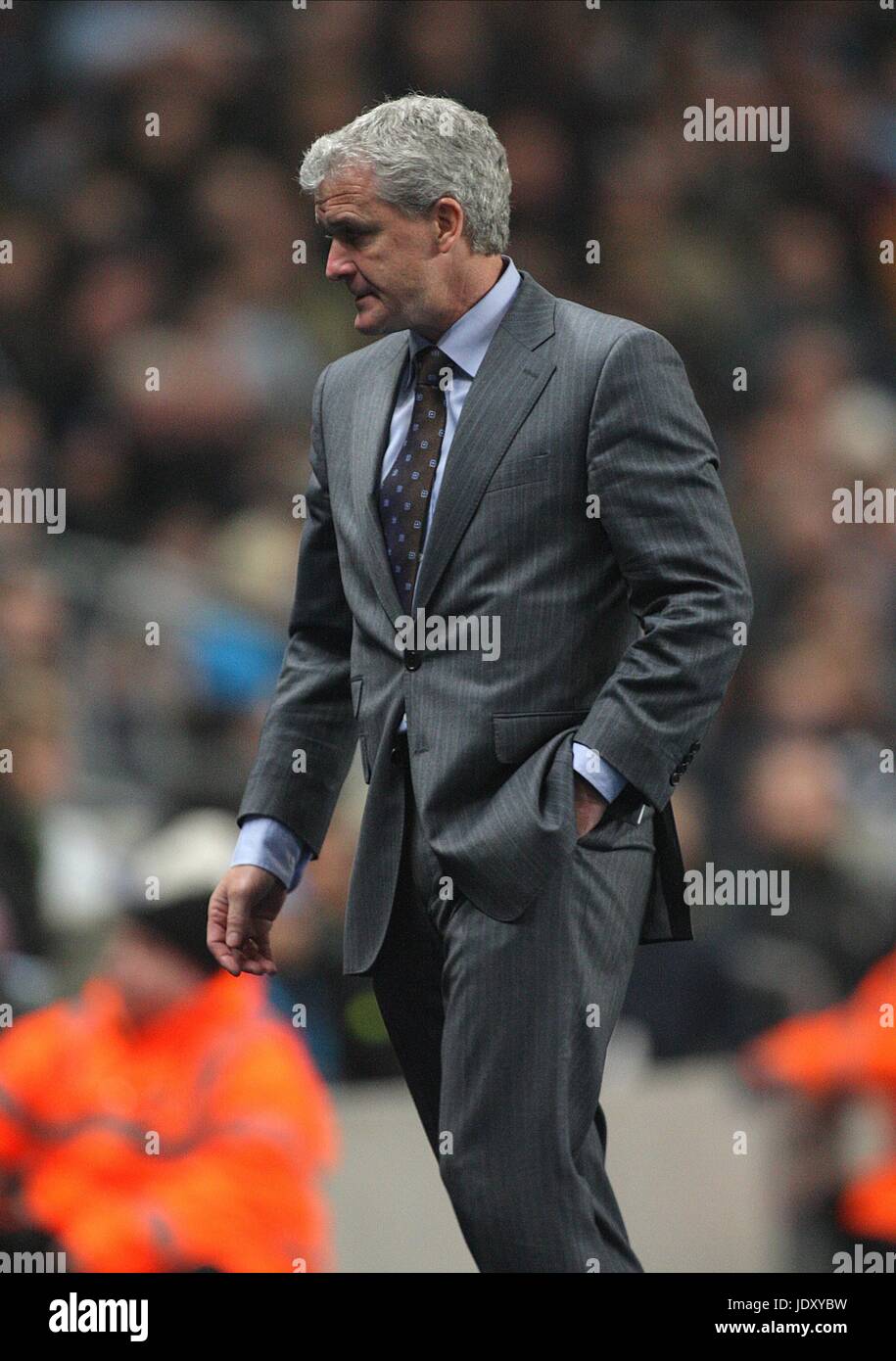 MARK HUGHES MANCHESTER CITY FC MANAGER CITY OF MANCHESTER STADIUM MANCHESTER ENGLAND 28 January MARK HUGHES MANCHESTER CITY FC MANAGER CITY OF MANCHESTER STADIUM MANCHESTER ENGLAND 28 January