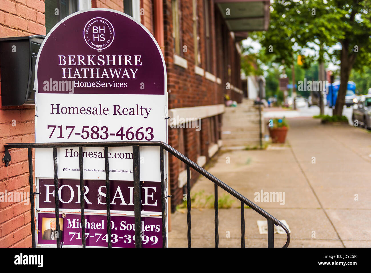 Berkshire hathaway hires stock photography and images Alamy