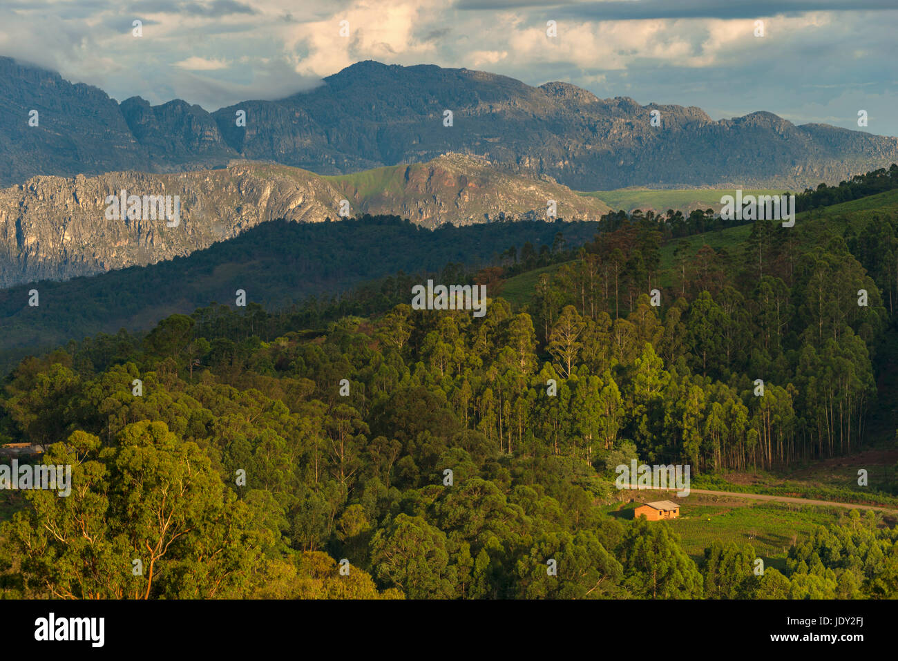 Chimanimani town seen in front of the Chimanimani mountains, Zimbabwe
