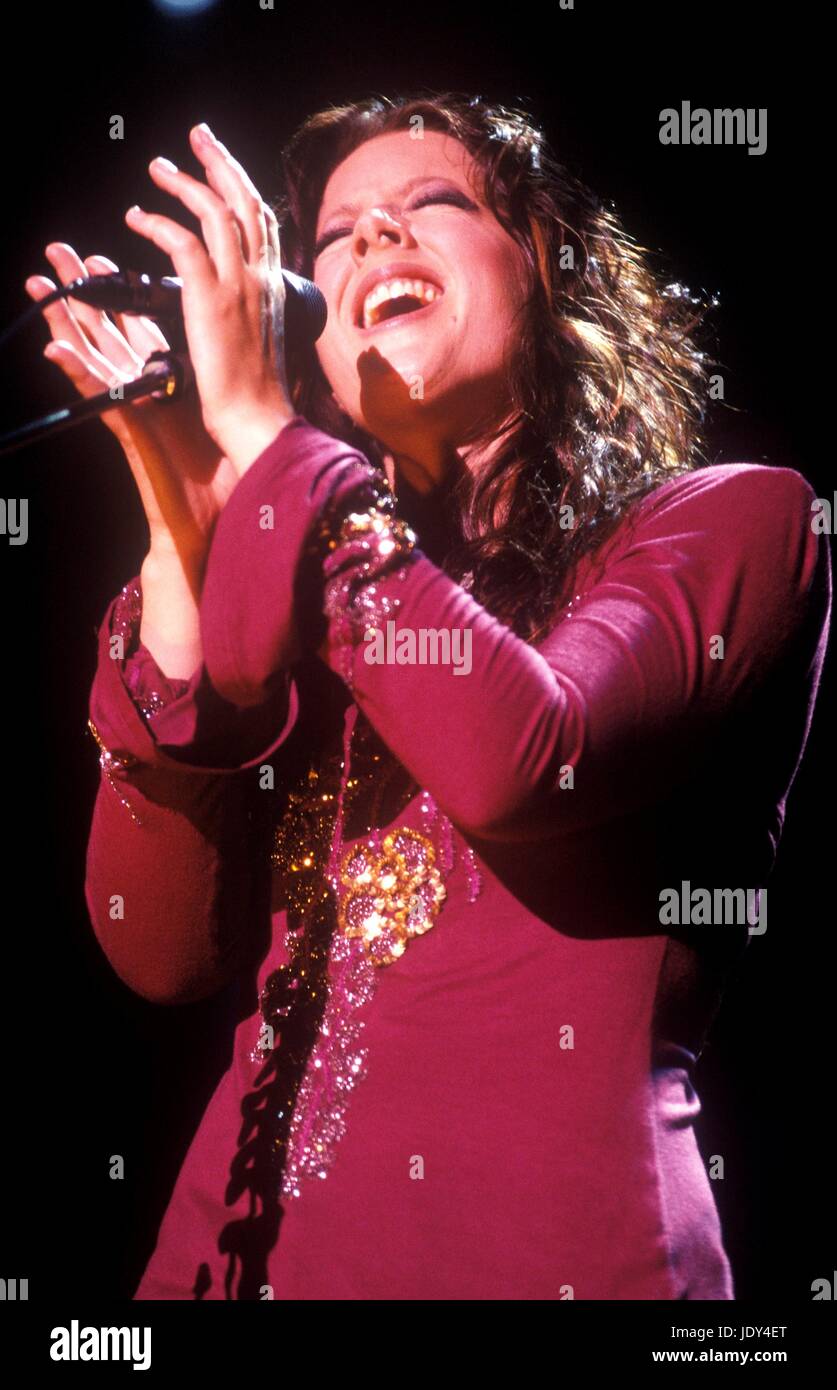 Sarah McLachlan in concert. Bay Area, California. July 10, 2004