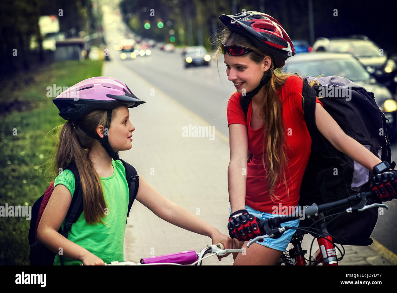 teenage girl bike helmet