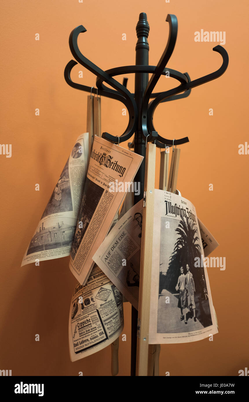 Berlin, Germany. 22nd June, 2017. Reprinted newspapers from the 20s can be seen at the exhibition 'The invention of Press Photography. From the Collection Ullstein 1894 - 1945' at the German Historical Museum in Berlin, Germany, 22 June 2017. The exhibition can be visited until the 31st of October 2017. Photo: Jörg Carstensen/dpa/Alamy Live News Stock Photo