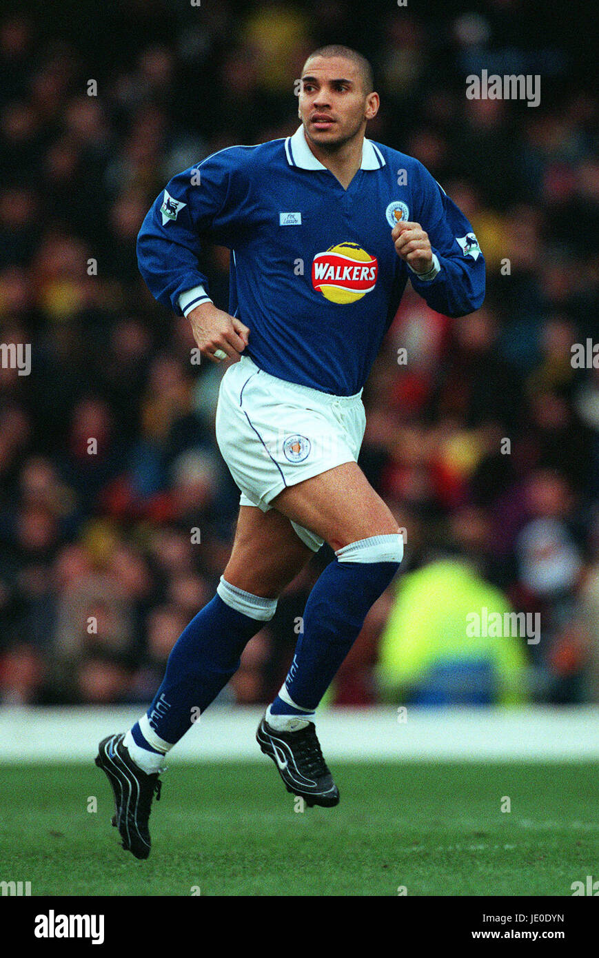 STAN COLLYMORE LEICESTER CITY FC 05 February 2000 Stock Photo - Alamy