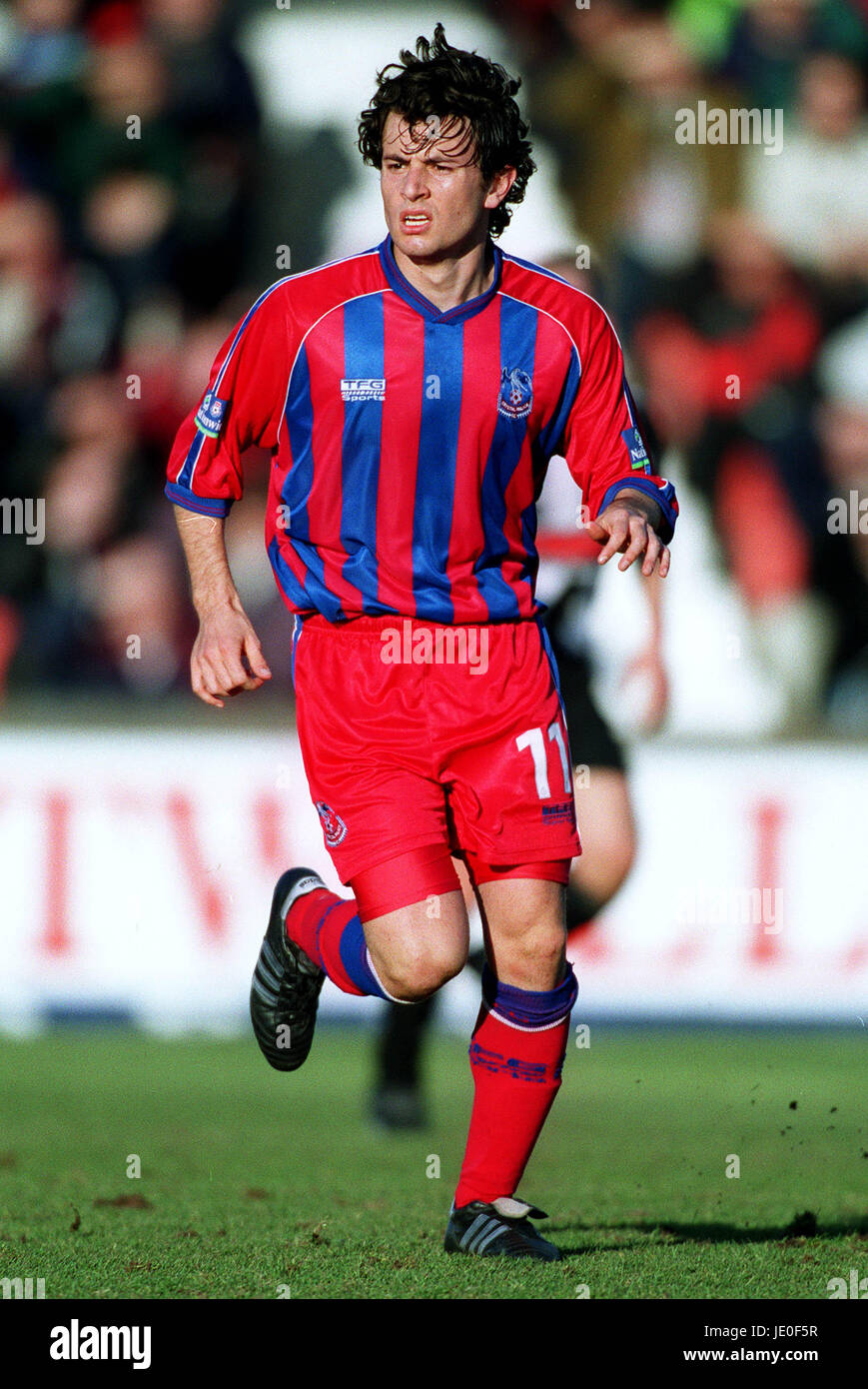 NICKY RIZZO CRYSTAL PALACE FC 26 February 2000 Stock Photo - Alamy