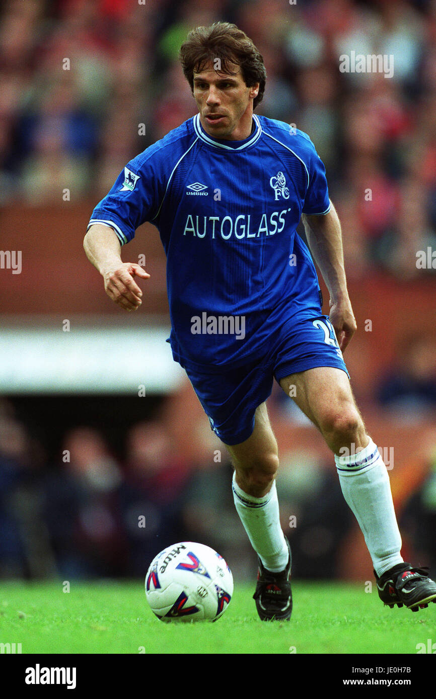 GIANFRANCO ZOLA CHELSEA FC 24 April 2000 Stock Photo - Alamy