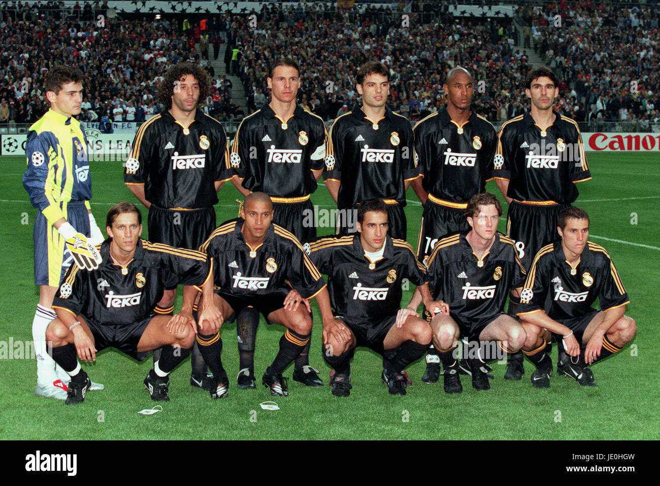 REAL MADRID REAL MADRID V VALENCIA 24 May 2000 Stock Photo - Alamy