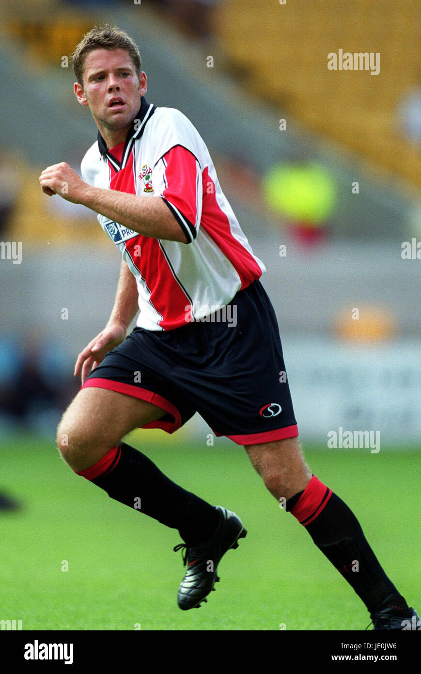 Photo Dédicacée James Beattie (Southampton) - 10x8 Avec Certificat D'authenticité