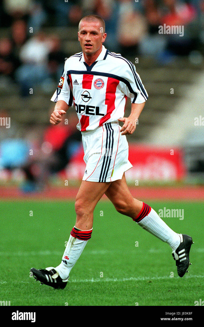 THOMAS STRUNZ BAYERN MUNICH FC MUNICH OPEL MASTERS 2000 05 August 2000 Stock Photo